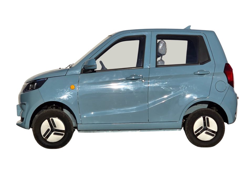 Mașinută electrică– AM -45 Km/h permis auto Ideal oraș  Noua