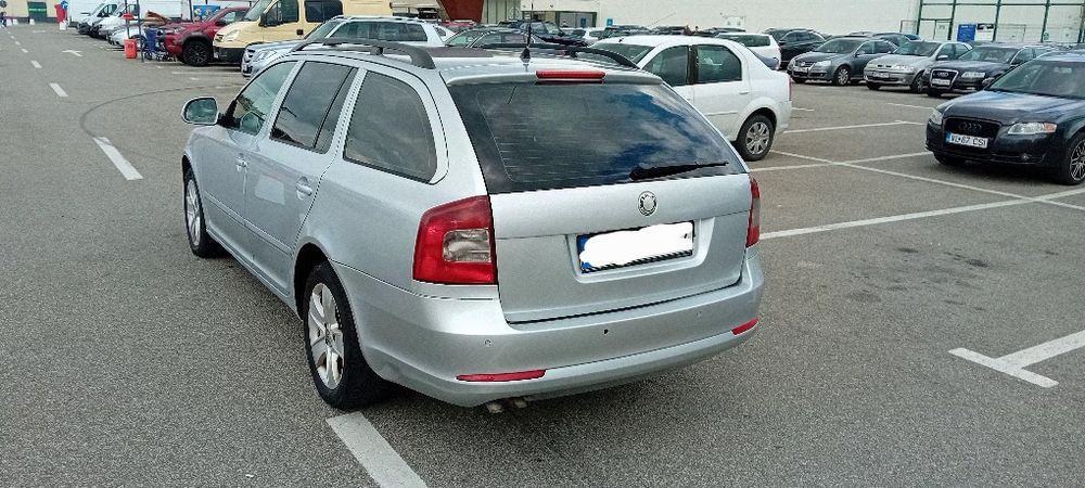 SKODA Octavia 2010 — imagine 3