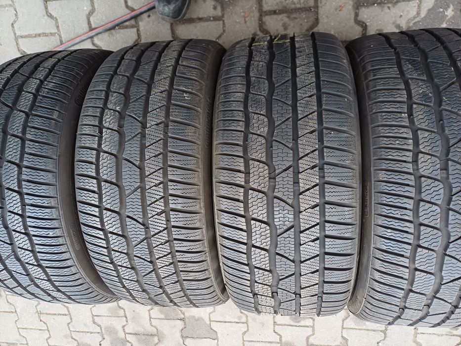 Гуми 255/35/19 Континентал