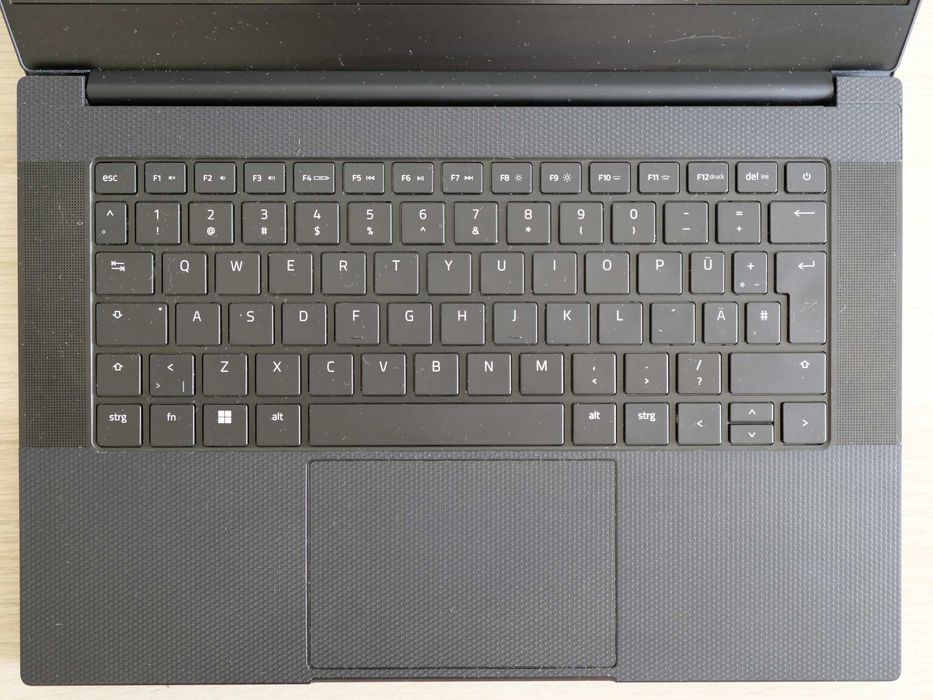 Razer Blade 14 2022 | Ryzen 9 6900 | RTX 3070Ti | DEFECT PENTRU PIESE