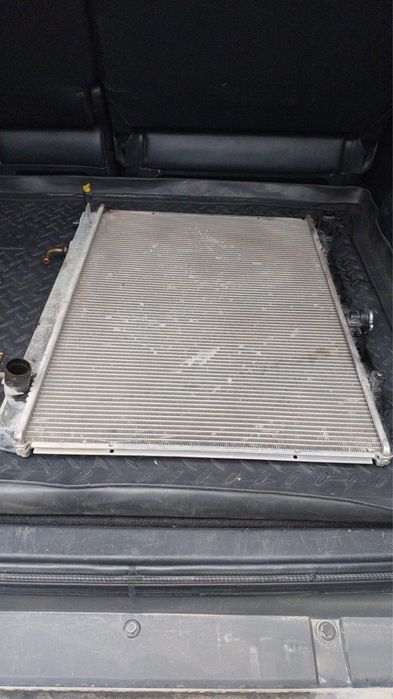 Б/У радиатор Pajero 4