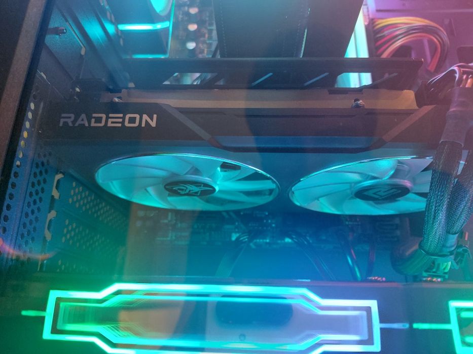 AMD RX 6600 Hellhound