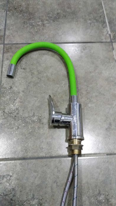 Продам смеситель в хорошем состояний