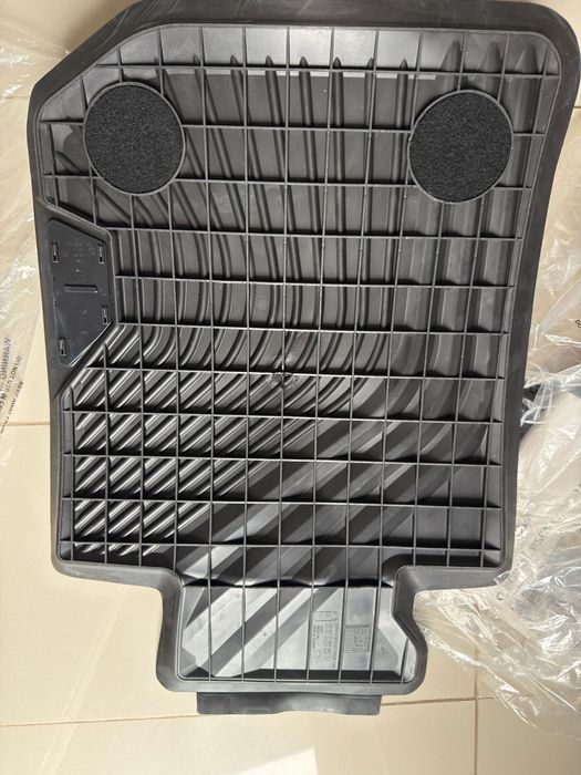 Covorașe originale BMW Seria 3 G20/G21/G28 & Seria 4 G22 – NOI