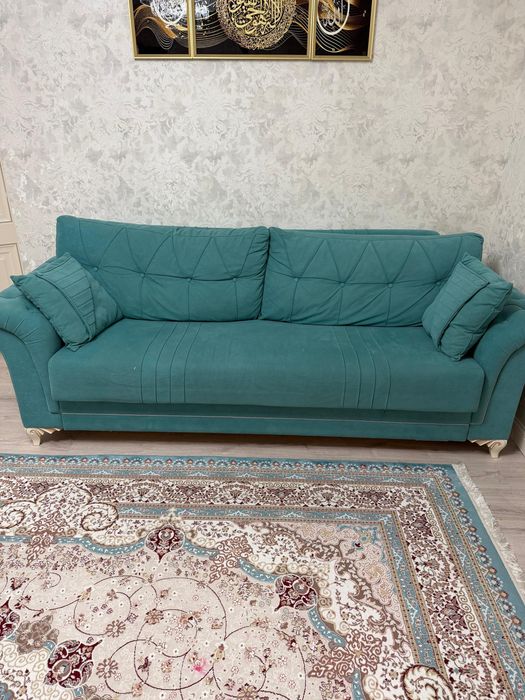 Срочно продам диван