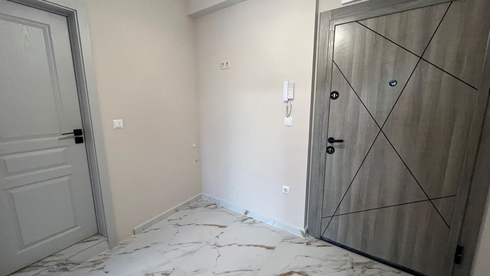 Дава се под наем Офис в Варна, Виница - 90 кв.м за 510 € - Снимка #3