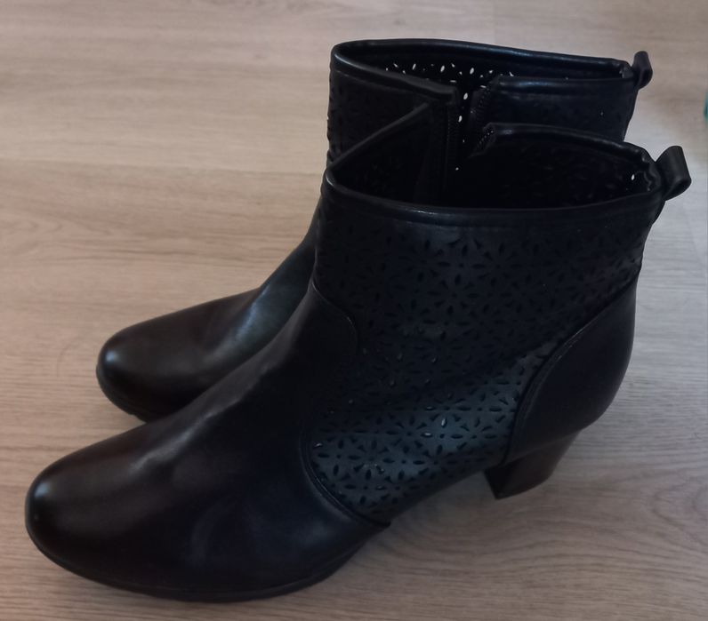 Кожени боти номер 39