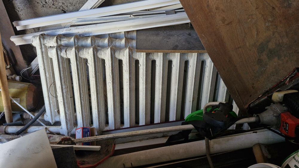 Продам чугунные батареи