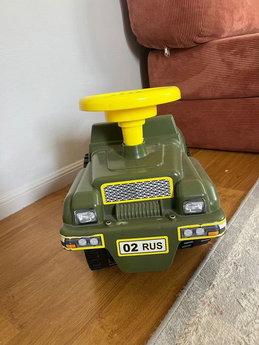 Машина детская хаки