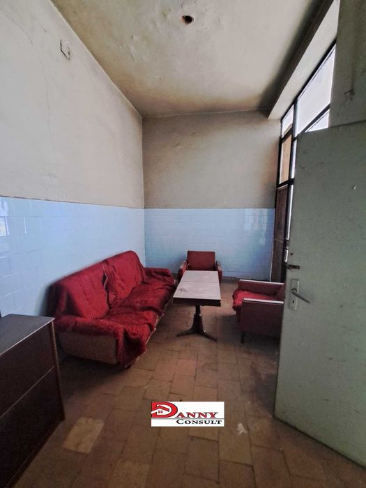 Бизнес сграда в с. Българско Сливово, общ. Свищов