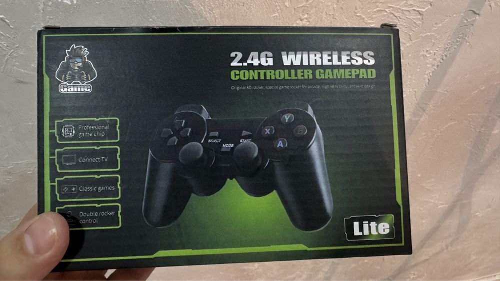 Игровая приставка Retro Game Stick