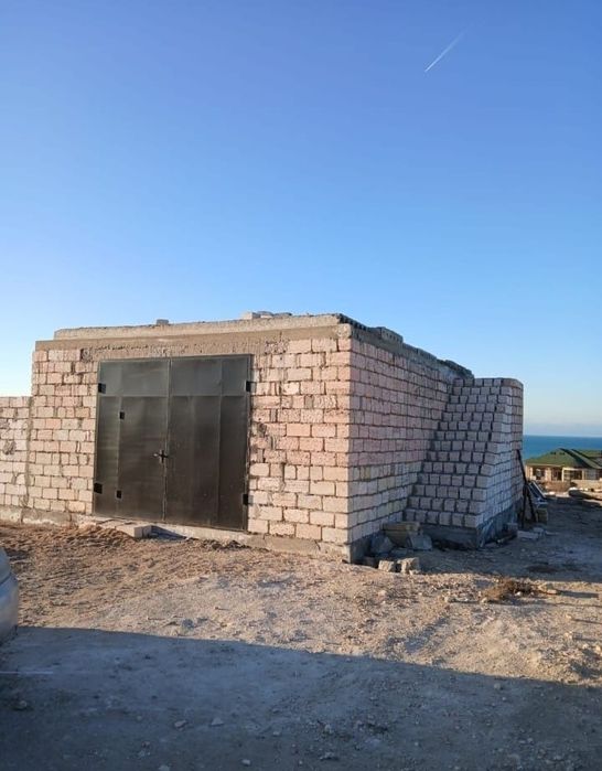 Продам участок со строением