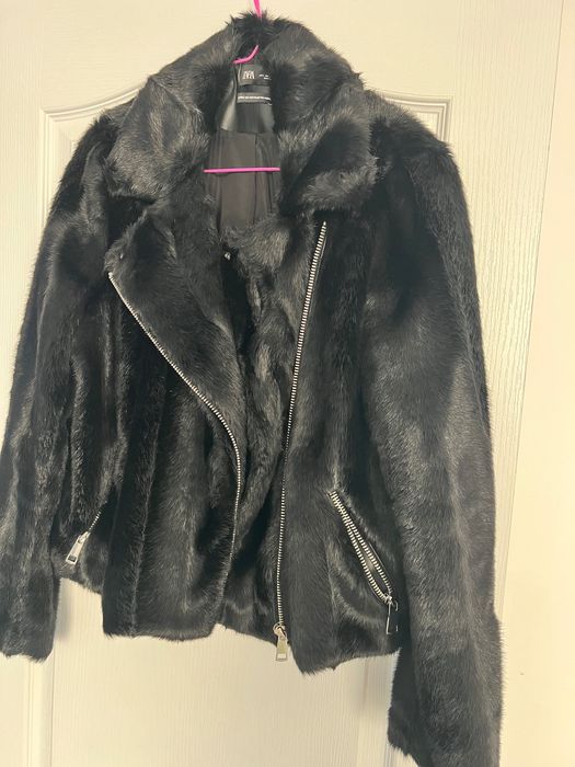 Уникално стилно,класно дамско палто Zara