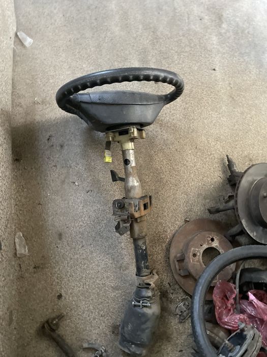 Запчасть для ниссан примера