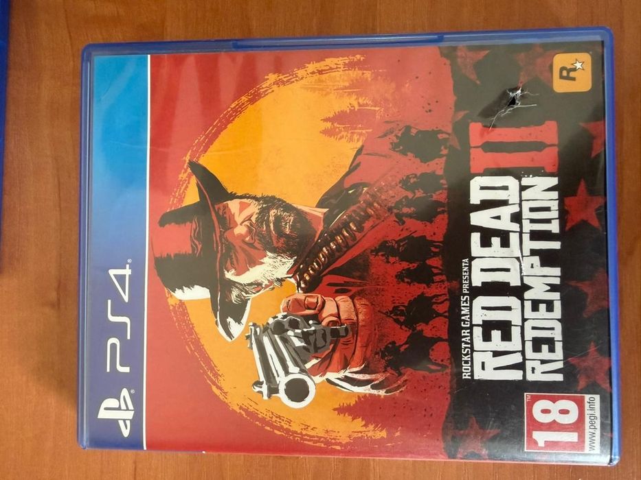 Плестейшн 4 с 2 дисками RDR2, HORIZON ZERO DAWN