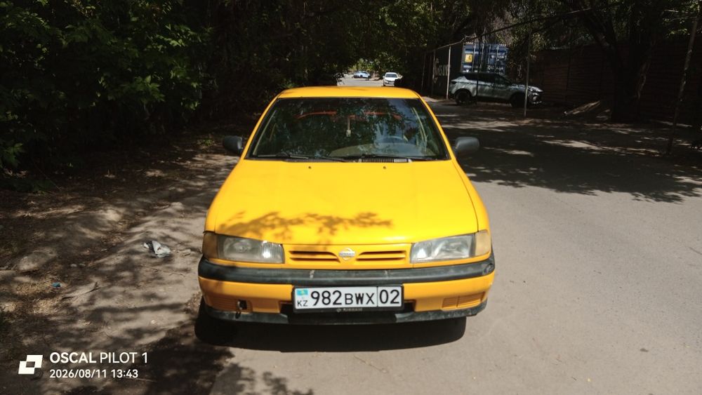 Nissan Primera P10