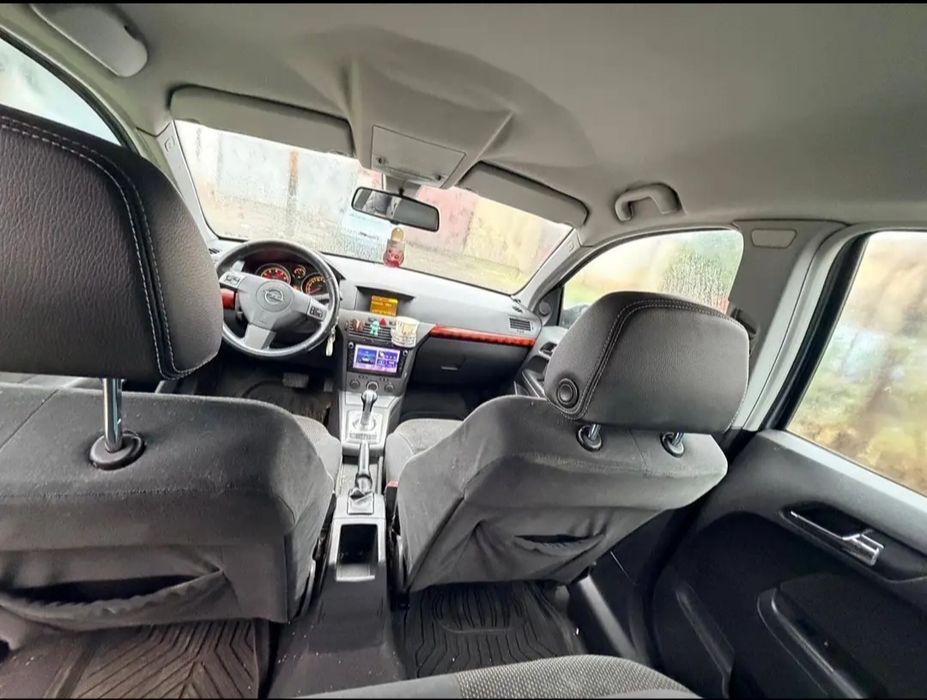 Opel Astra H 1,6 i Automat