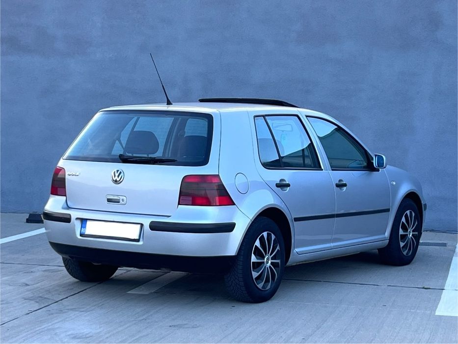 VOLKSWAGEN Golf 2003 — imagine 4