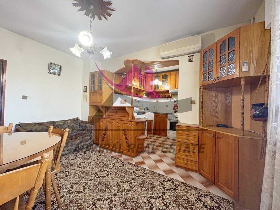Дава се под наем Тристаен апартамент в Варна, Младост 2 - 100 кв.м за 680 € - Снимка #4