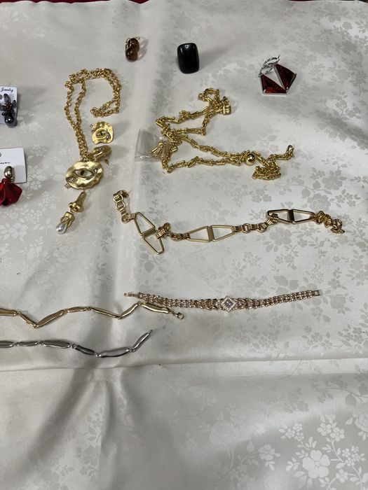 Стильный набор украшений (винтаж + современный стиль)