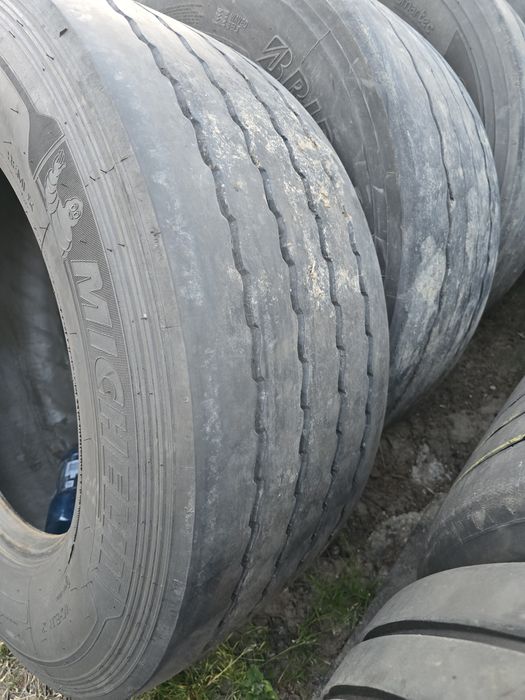 385/55 R22.5 Anvelope Semiremorca  Continental Hankook Semperit Bridgestone Fulda Stare Impecabilă.