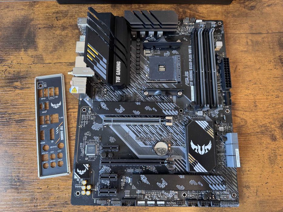 Placa de baza AM4, ASUS TUF B550 PLUS WIFI II Ca Noua