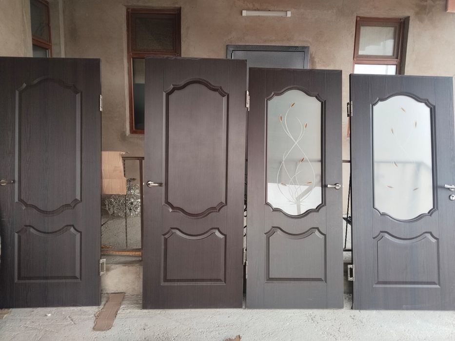 Комнатные двери 4 штук