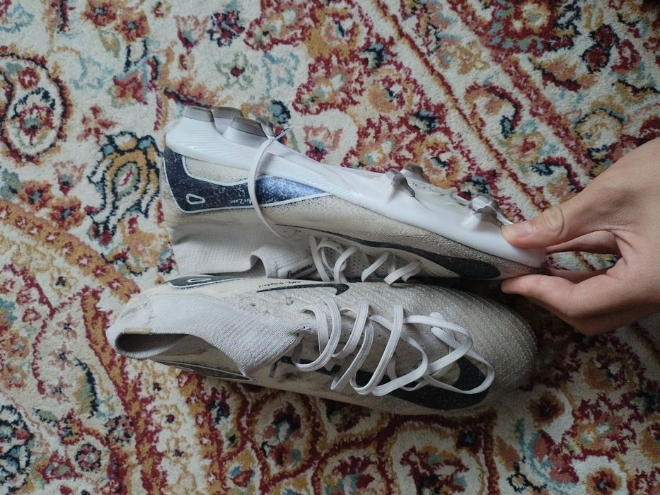 Продаются книги в хорошем состояниг