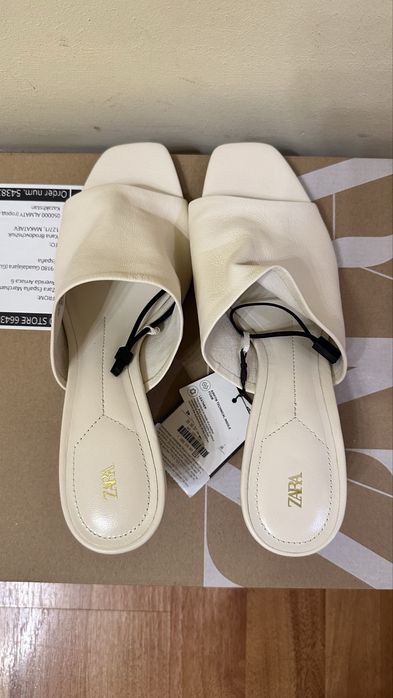 Кожаные мюли Zara 39 размера
