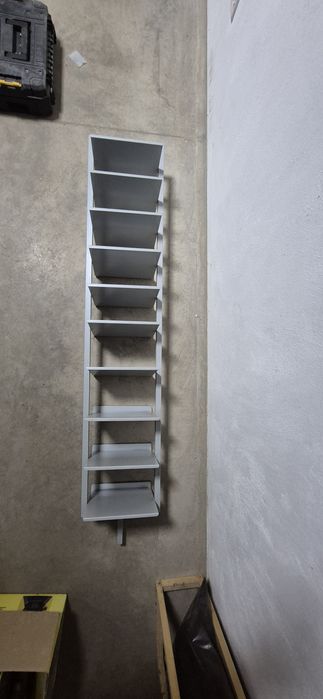 Метален стелаж за обувки: 190х34х35 см.