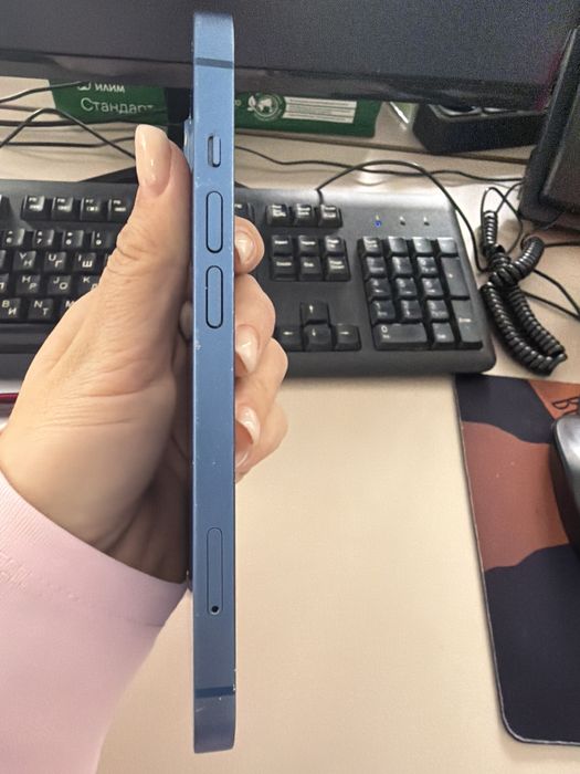 Продам телефон, айфон 13