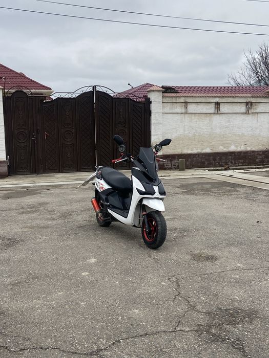 Мопед самурай Скуртер LI-YA Лия