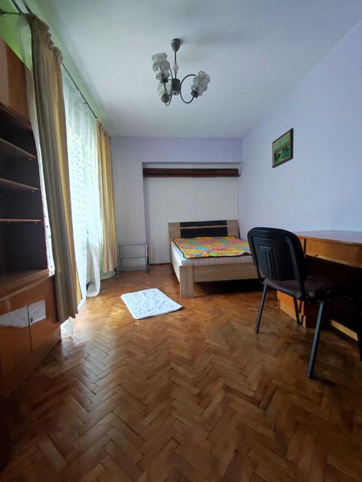 Închiriez  ap 2 cam. Str București,  dec. 50 mp, balcon, fără  agenții