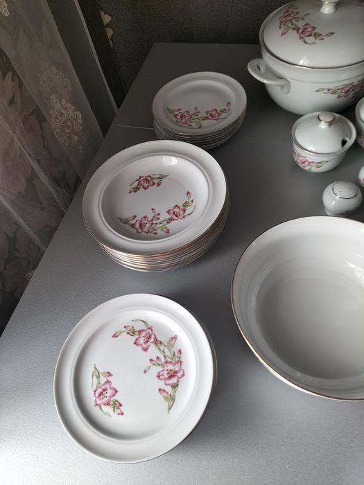 Продам сервиз столовый ГДР бу