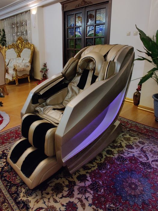 Scaun de masaj Chairmony Modern Champagne