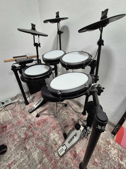 Alesis Nitro Max set tobe electronice