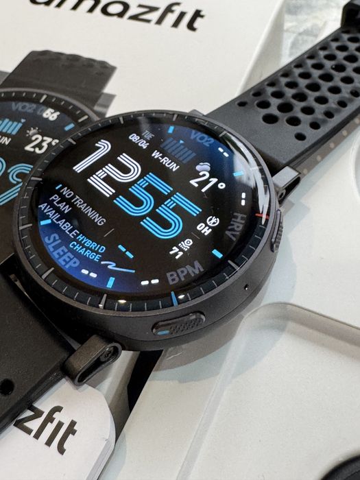 Смартчасы Amazfit Activ Max