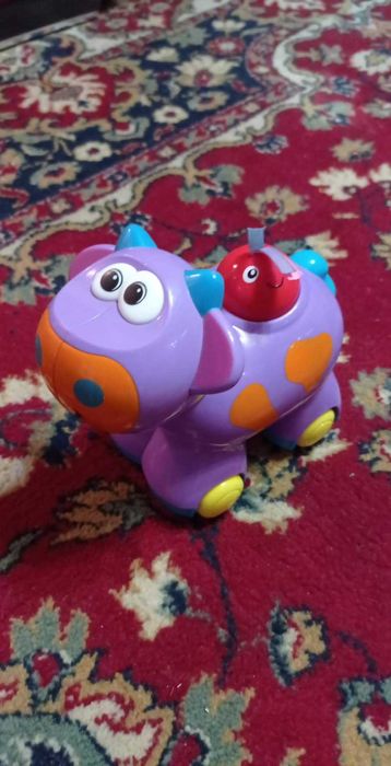 Cry babies, пъзел, кубчетата и други играчки