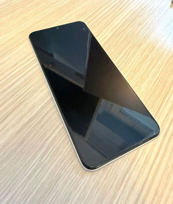 Samsung A22 5g bine întreținut