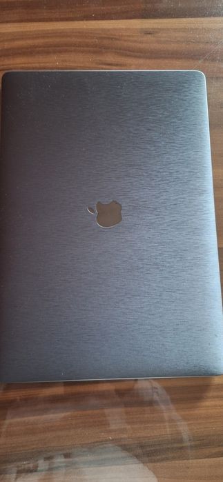 Macbook pro (15-inch, 2016)