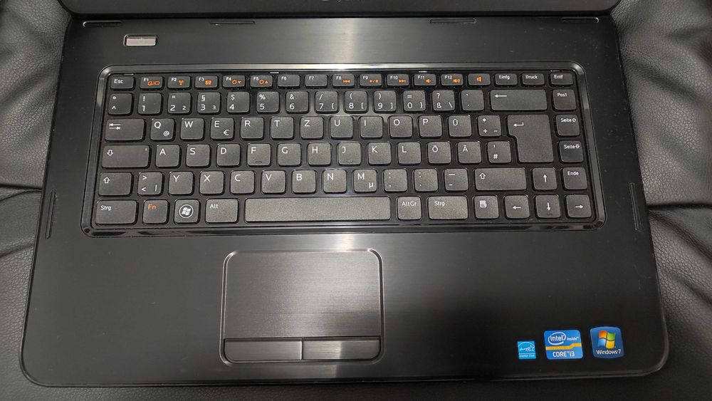 Laptop Dell Inspiron N5050