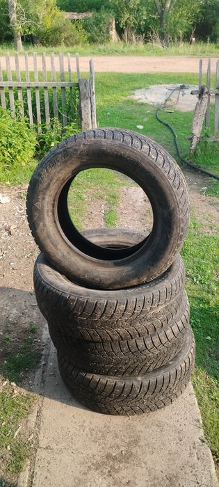 Продам Комплект летних шины