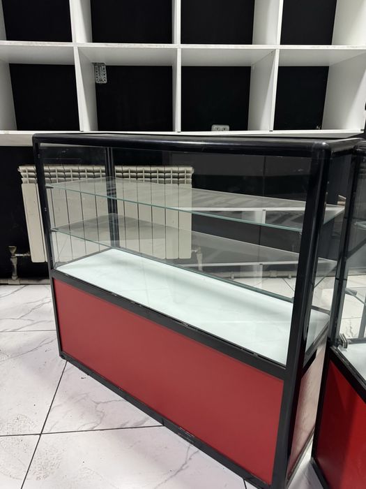 Продам шкафы и ресепшен