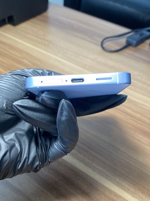 Samsung Galaxy S25• 128 GB • Icy Blue