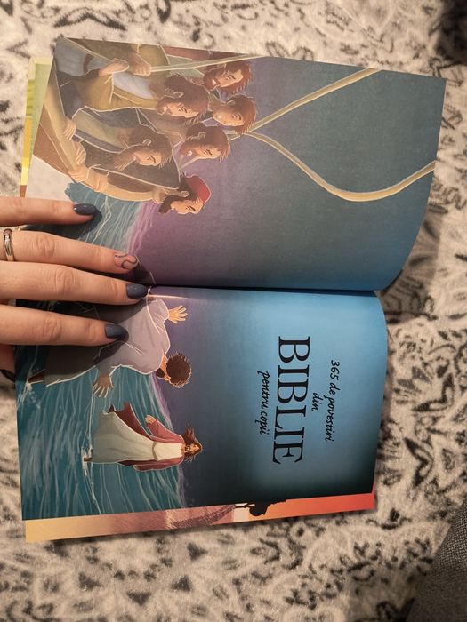 Carte Biblia pentru copii