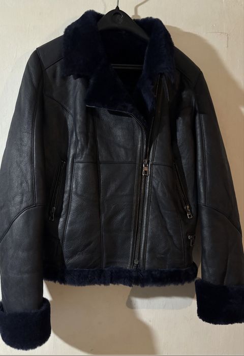 РАЗПРОДАЖБА палта от естествен косъм и кожени якета манто