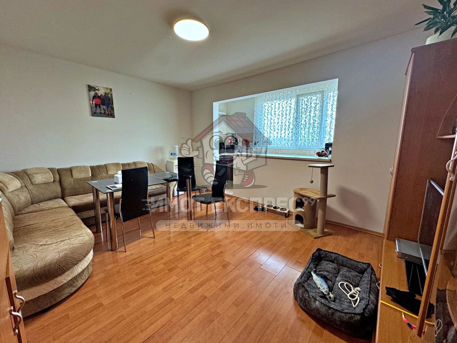 Продава се Тристаен апартамент в Асеновград - 68 кв.м за 1238 €/кв.м - Снимка #6