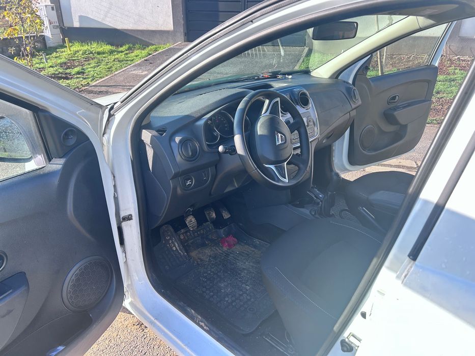 Logan GPL Masina 2018 Logan 0.9 GPL