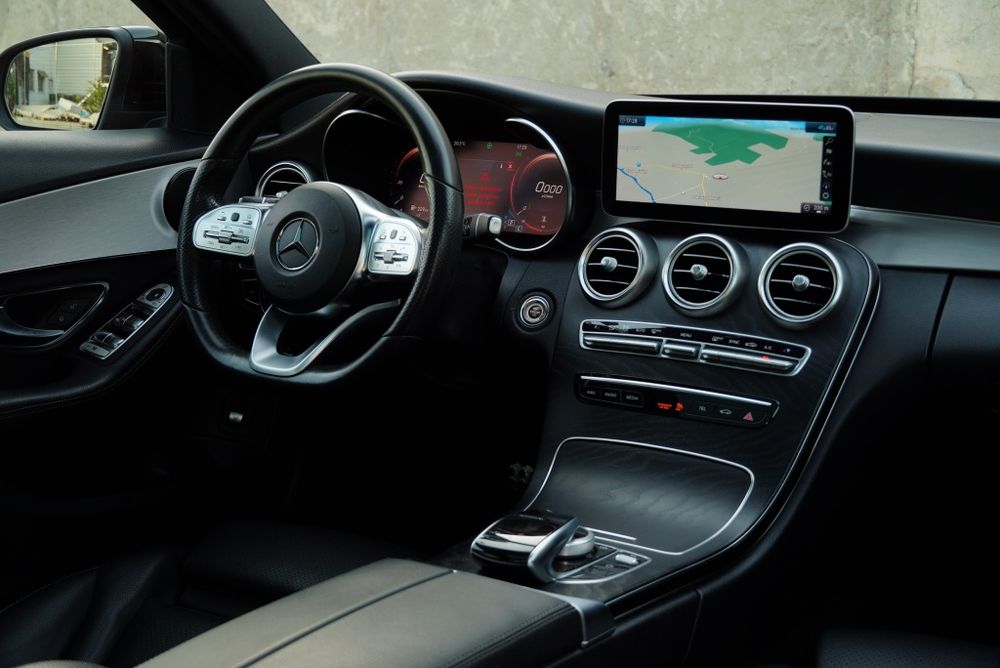 Mercedes Benz C200 d T 9-G tronic AMG line model 2020 facelift