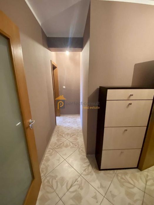 Дава се под наем Двустаен апартамент в Пловдив, Мараша - 70 кв.м за 458.49 € - Снимка #2